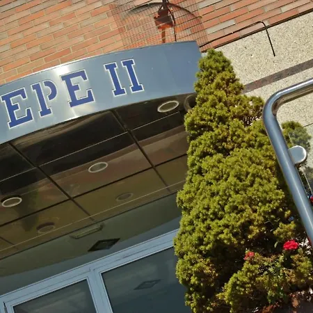 Tio Pepe Ii 게스트하우스 2*